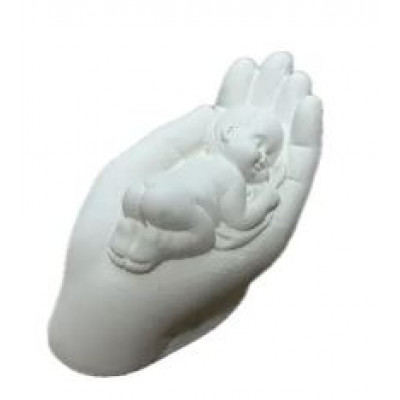 Фигурка из гипса Младенец в руке 8*3см, А-09